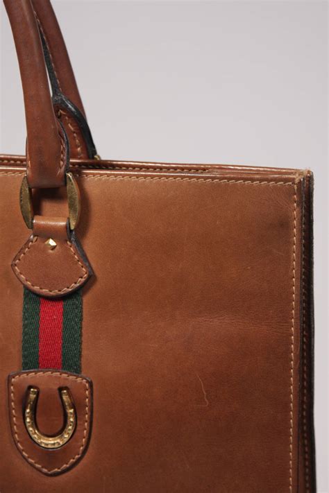 gucci bag with horseshoe